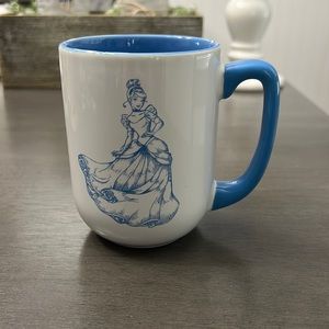 Disney Parks Cinderella “a dream is a Wish your Heart Makes” mug